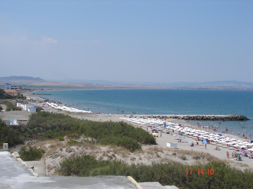 Апартаменти Golden Sea View Поморие Екстериор снимка